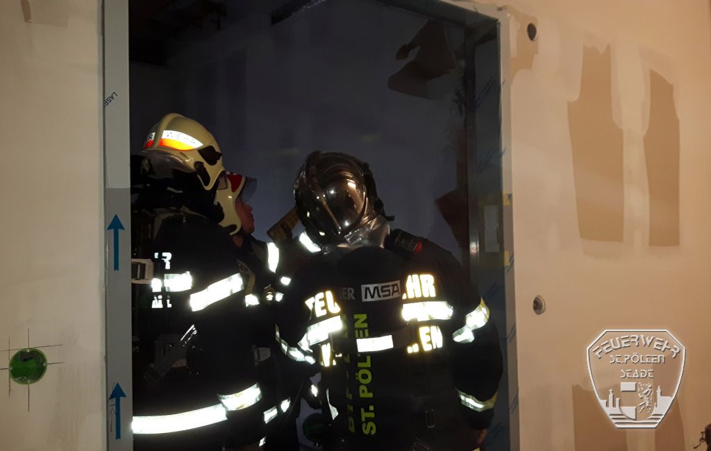 2016 03 03 Brand Universit  tsklinikum 1