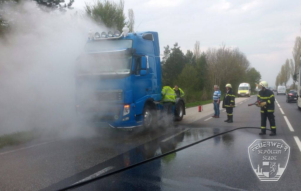 2016 04 13 LKW Brand  1 