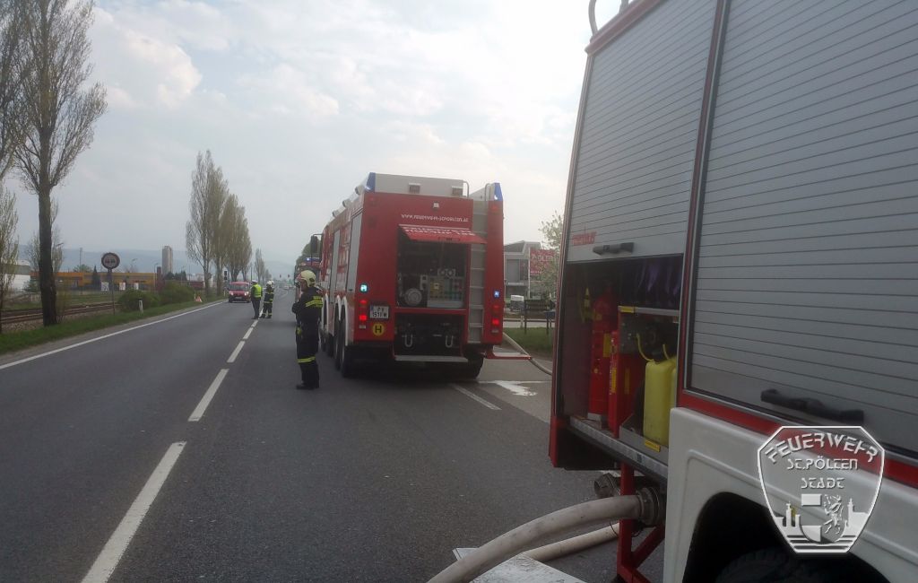 2016 04 13 LKW Brand  3 