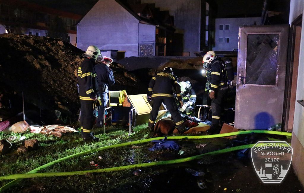 2016 04 22 Lagerbrand Kerensstr 5