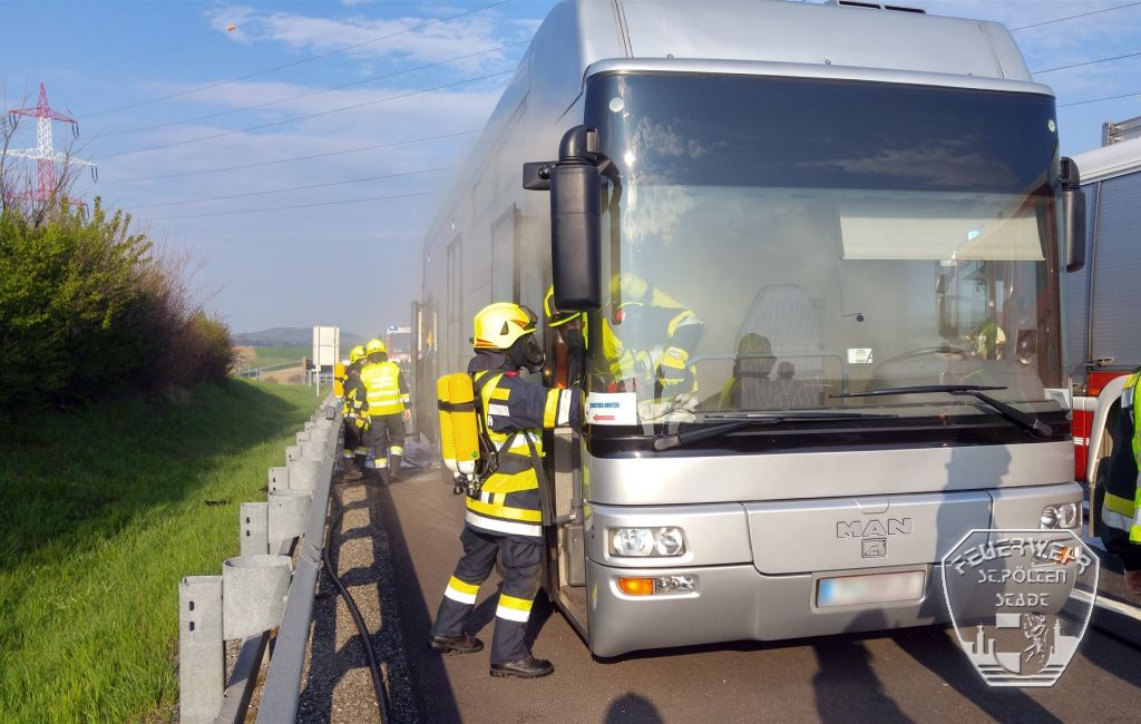 FFSTP 2016 04 12 Autobusbrand A1  8 