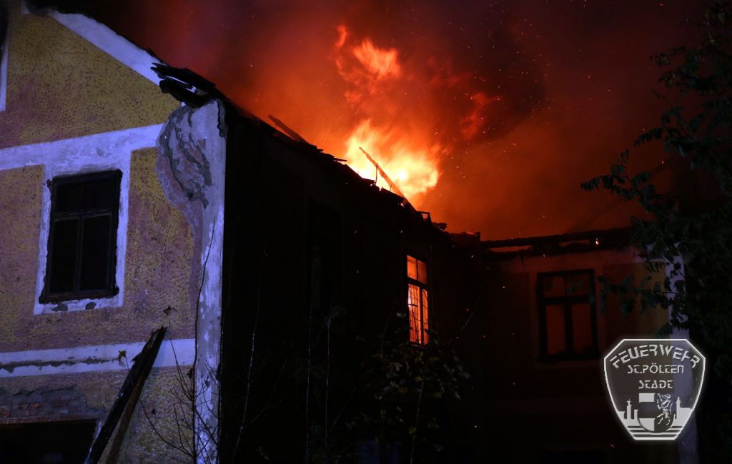 2016 10 30 Wohnhausbrand Wilhelmsburg  8 