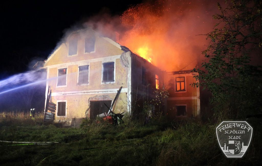 2016 10 30 Wohnhausbrand Wilhelmsburg  9 