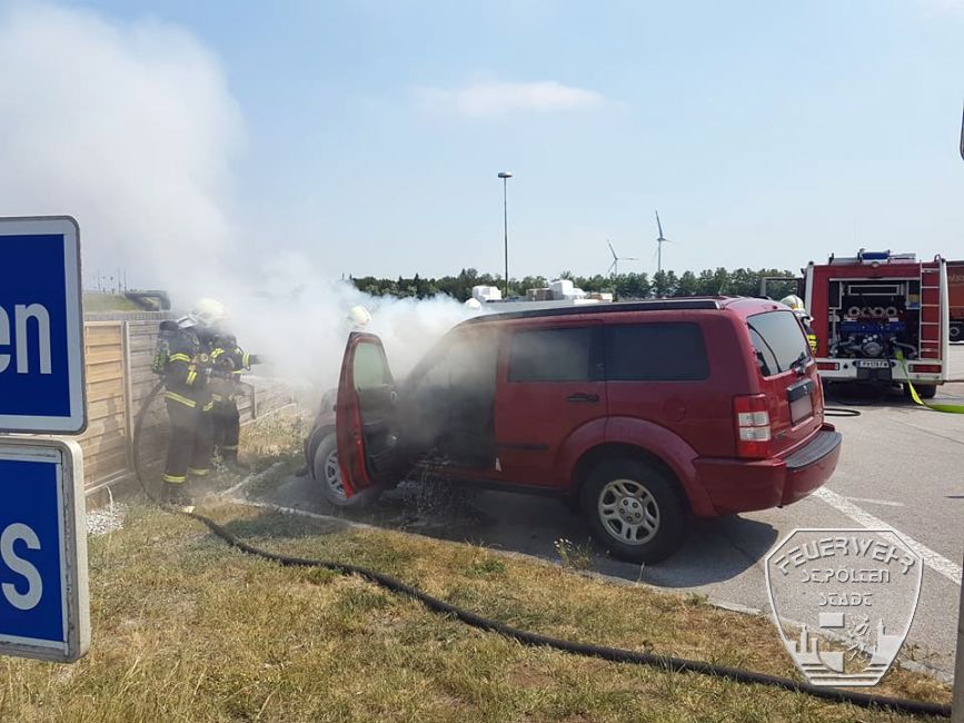 2017 06 21 Fahrzeugbrand S33 1