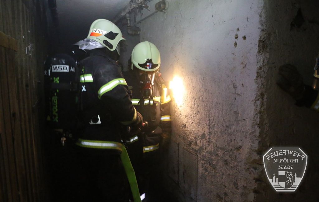 2018 05 14 Einsatzuebung Kellerbrand  8 