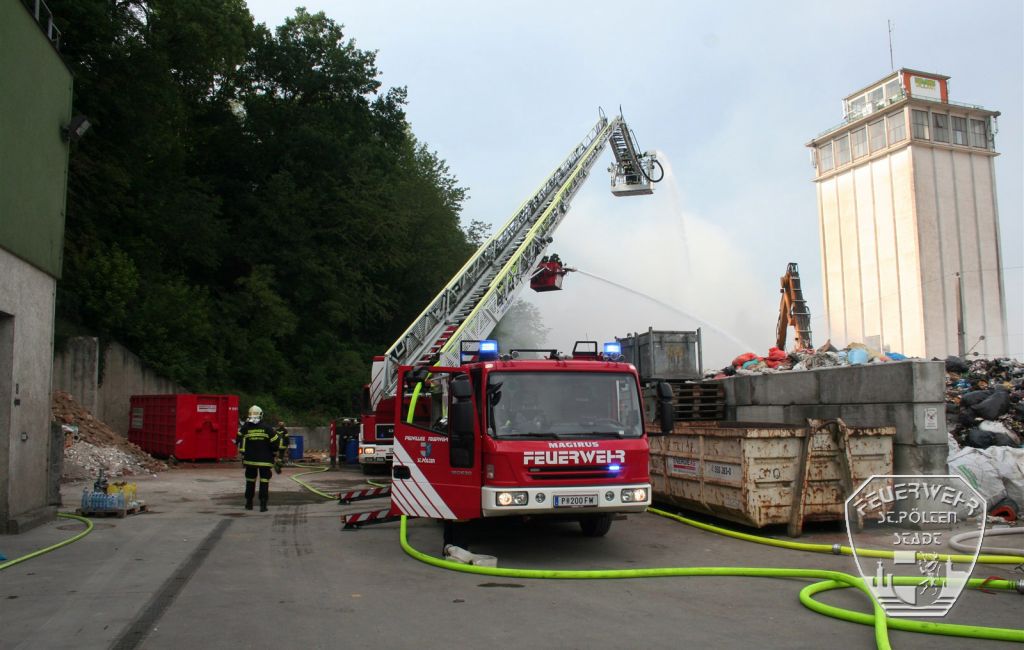 2018 06 10 Brand Muellentsorger 4